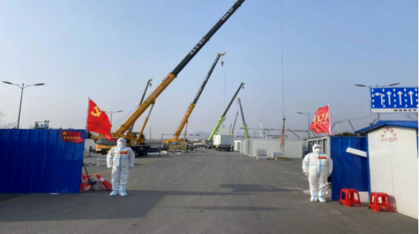 防疫接力，勇戰(zhàn)疫情——鞍勤、溫泉集團(tuán)全力保障健康驛站項(xiàng)目建設(shè)
